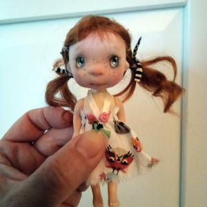 Daphni girl OOAK,resin handmade 5.5' doll and outfits