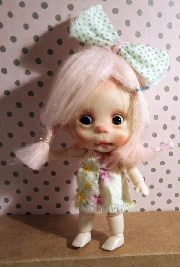 The Jesi tiny girl OOAK,resin handmade 3.5' doll and outfits - Image 2