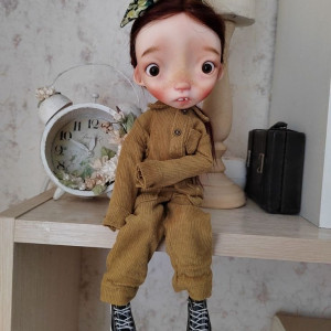 Malisa doll 11.5' with faceup eyes wig as photos