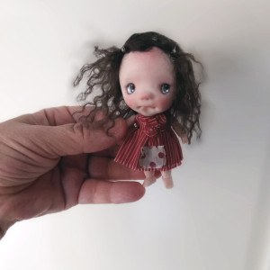 Ava girl OOAK,resin handmade 3.5' doll and outfits
