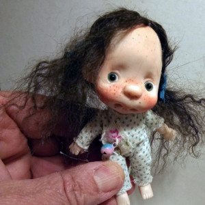 The Lesli girl OOAK,resin handmade 3.5' doll and outfits