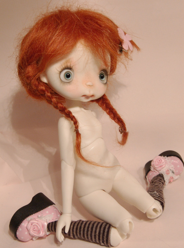 Hypate doll 11.5' with faceup eyes red hair tails wig - Image 5