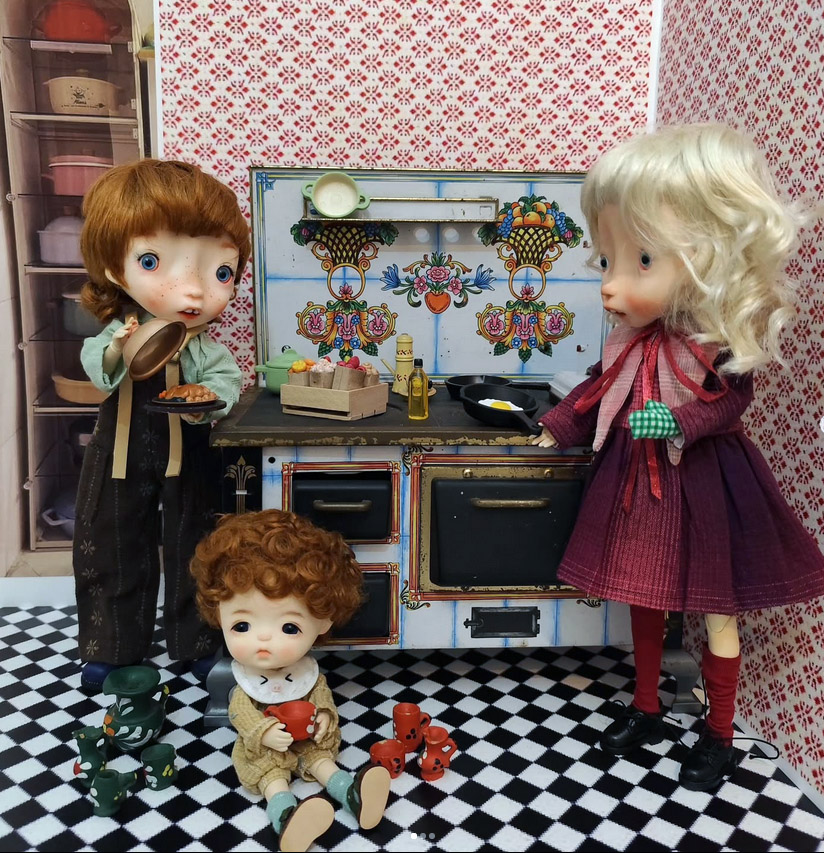 Malisa doll 11.5' with faceup eyes blonde soft wig as photos - Image 3