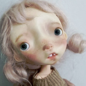 Malisa doll 11.5' with faceup eyes Blonde long wig as photos