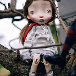 Malisa doll 11.5 inches  with faceup eyes  Brown soft wig as photos