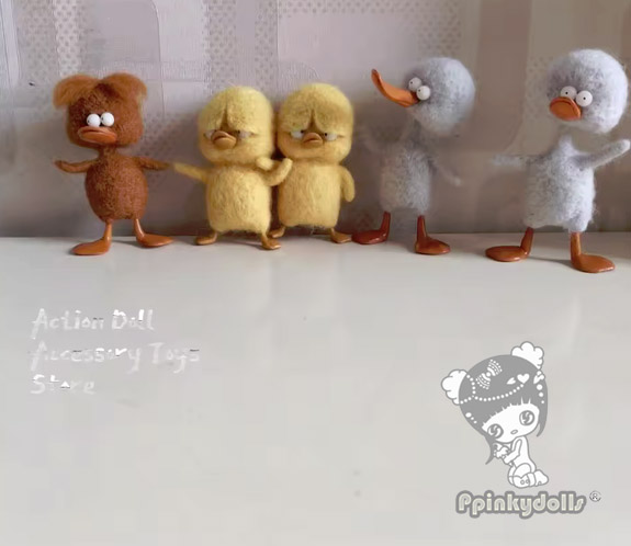 Mini toy for Starla..Crazy Duck 8cm - Image 2
