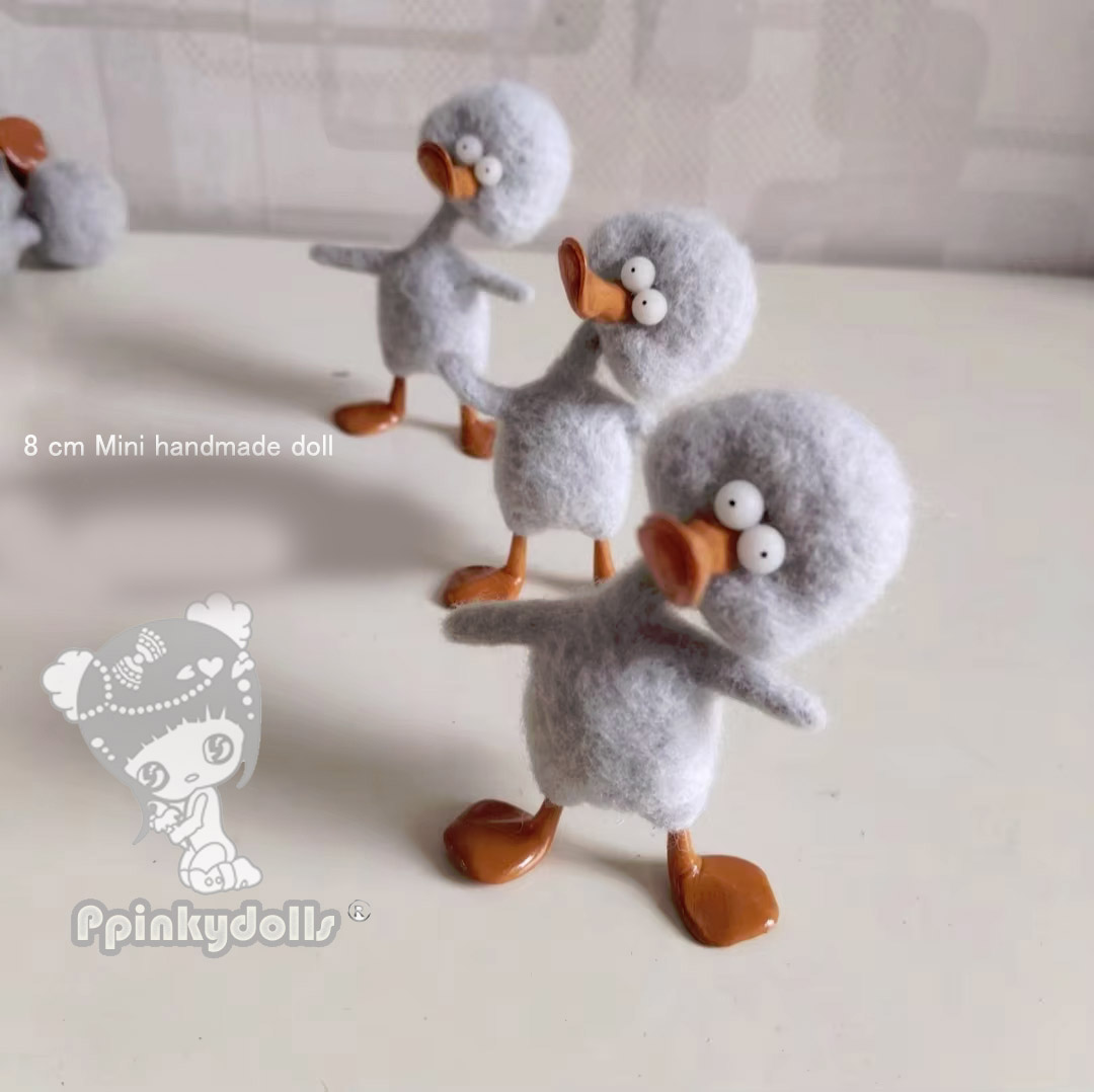 Mini toy for Starla..duck 8cm - Image 2