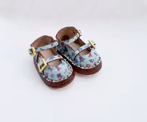 Handcrafted Leather Mary Jane Candy Shoes for Starla Doll - Image 4