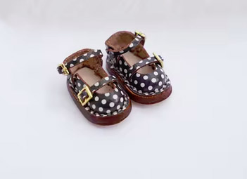 Handcrafted Leather Mary Jane Candy Shoes for Starla Doll - Image 3